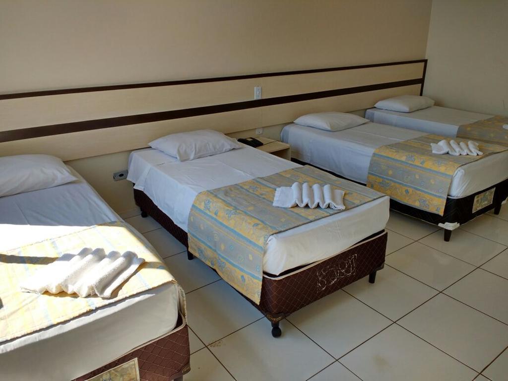 Sayuri Hotel Фос-ду-Іґуасу Екстер'єр фото